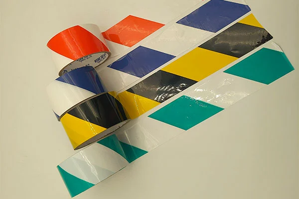 चेतावनी टेप: सार्वजनिक र कार्यकर्ता सुरक्षाको लागि महत्त्वपूर्ण भिजुअल गार्ड